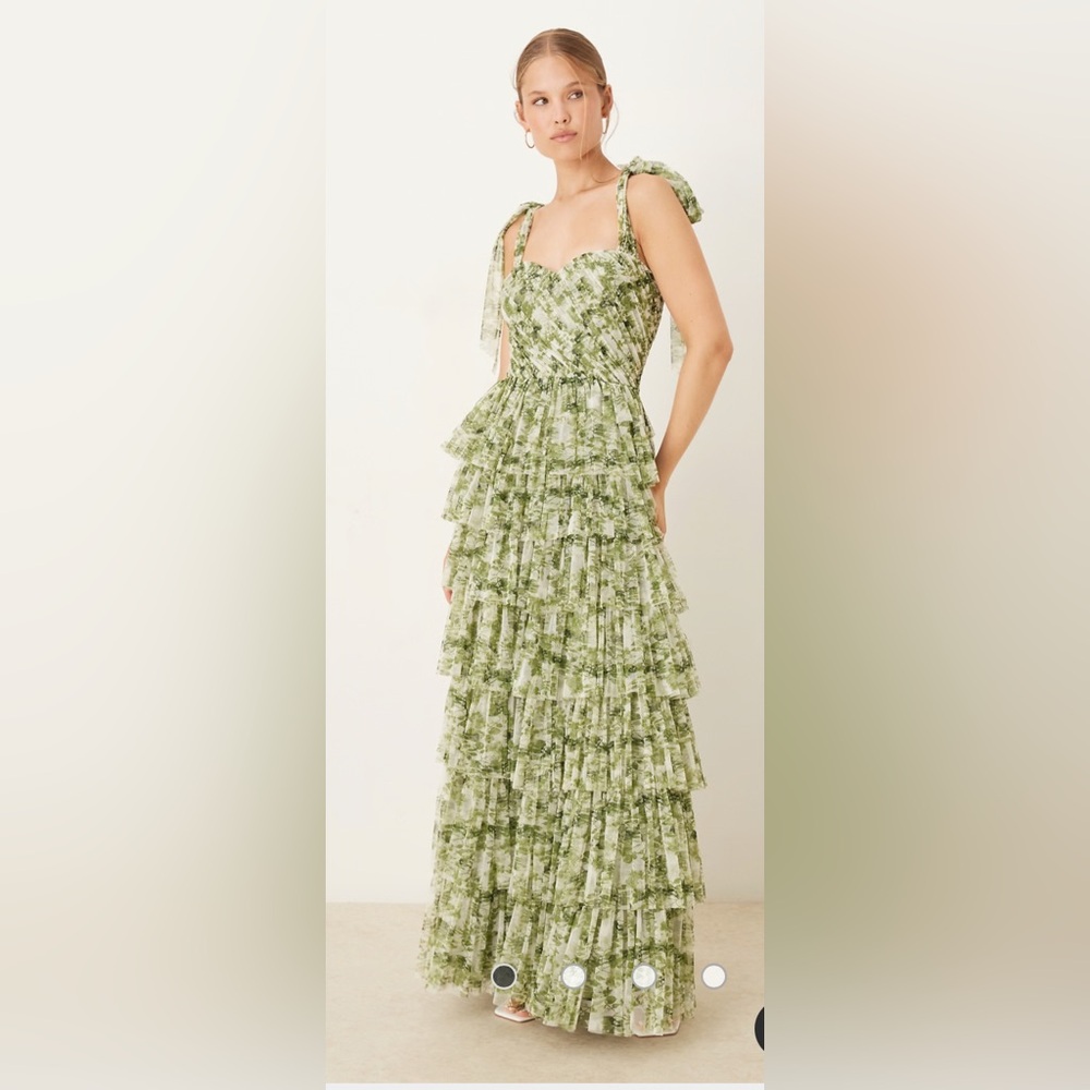 Elegant Green Floral Tiered Dress
